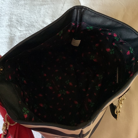 Betsey Johnson Large Tote - Picture 6 of 7